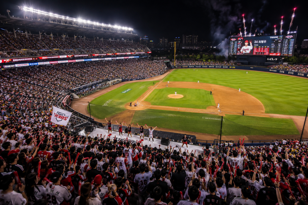 How to Buy Sold-Out KBO Tickets as a Foreigner korea baseball2